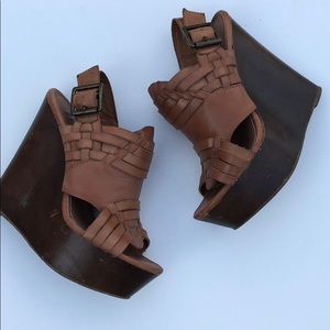 Steve Madden Tan Leather Wedges 6M